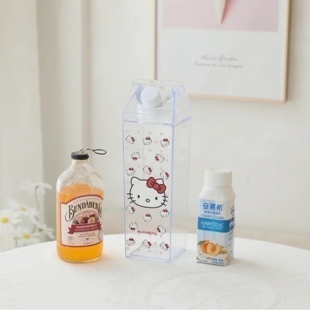 New Hello Kitty Transparent Plastic Water Bottle 600ml